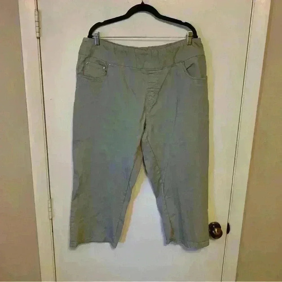 Blair Grey Pull On Cropped Pants Size 18 Petite - Picture 1 of 3